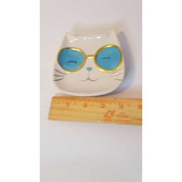 Cool Cat Trinket Jewelry Tray Nightstand Dish Plate Ceramic White Sunglasses - Picture 4 of 5